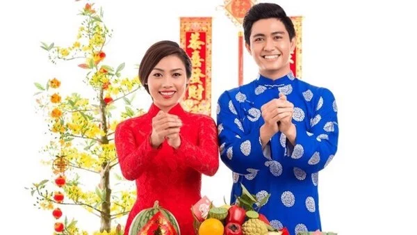 TOP 10 lời chúc tết bố mẹ ngắn gọn và giàu ý nghĩa