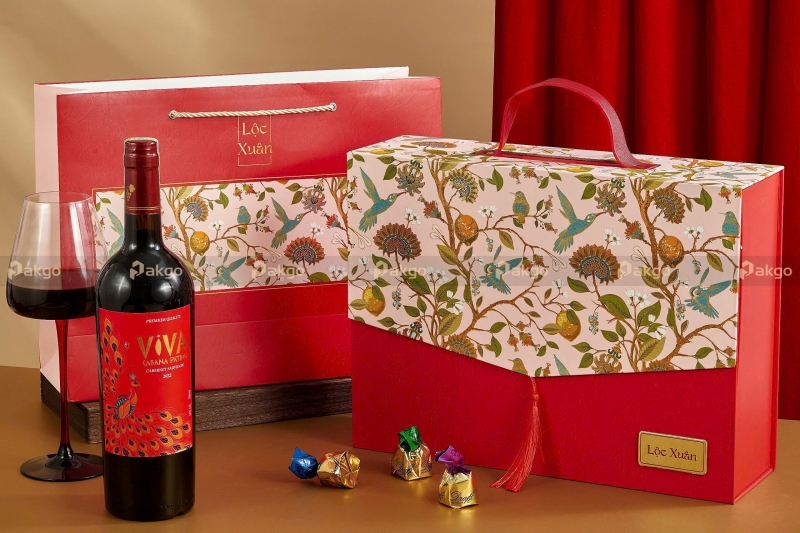 Mẫu hộp quà tết Lộc Xuân ấm áp Mẫu hộp quà tết Lộc Xuân ấm áp